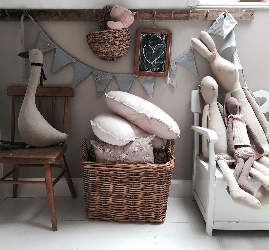 Bonne Mere glitter stars dove bunting