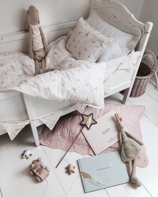 Cot doona set deals