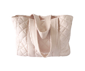 Bonne mere nursing bag for all mothers needs in colour shell pink